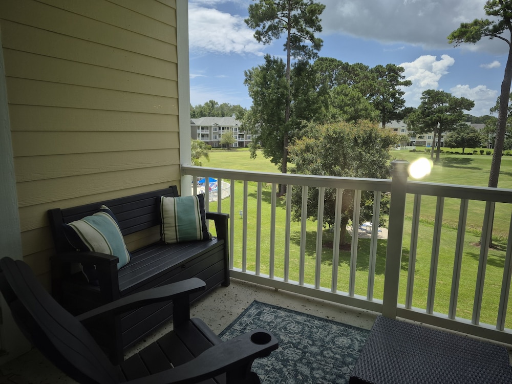 Magnolia Pointe Luster Leaf 4890-303 2 Bedroom Condo