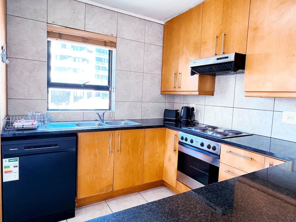 Spacious 1 Bedroom Apartment Atlantica Seapoint