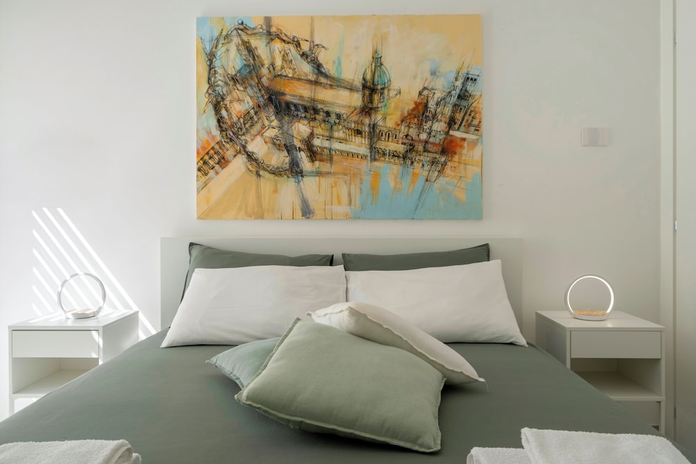 Addaura Marina Apartment by Wonderful Italy