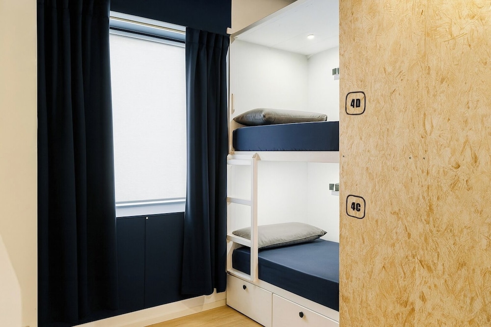 Modular Dreams Hostel
