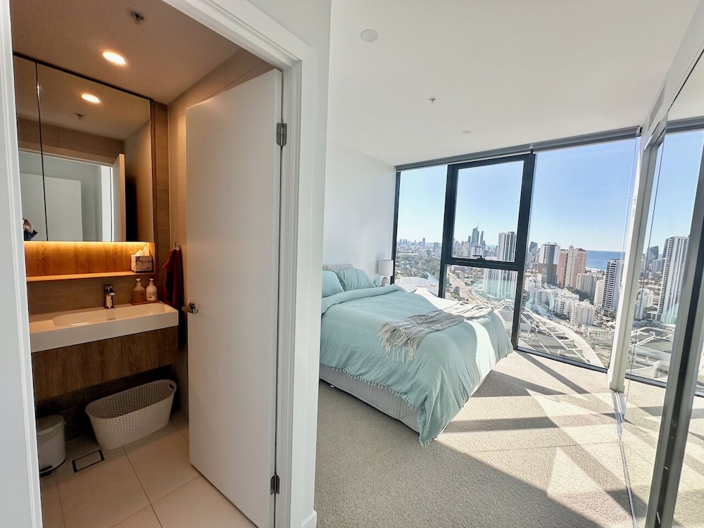 The Star Residences 13203