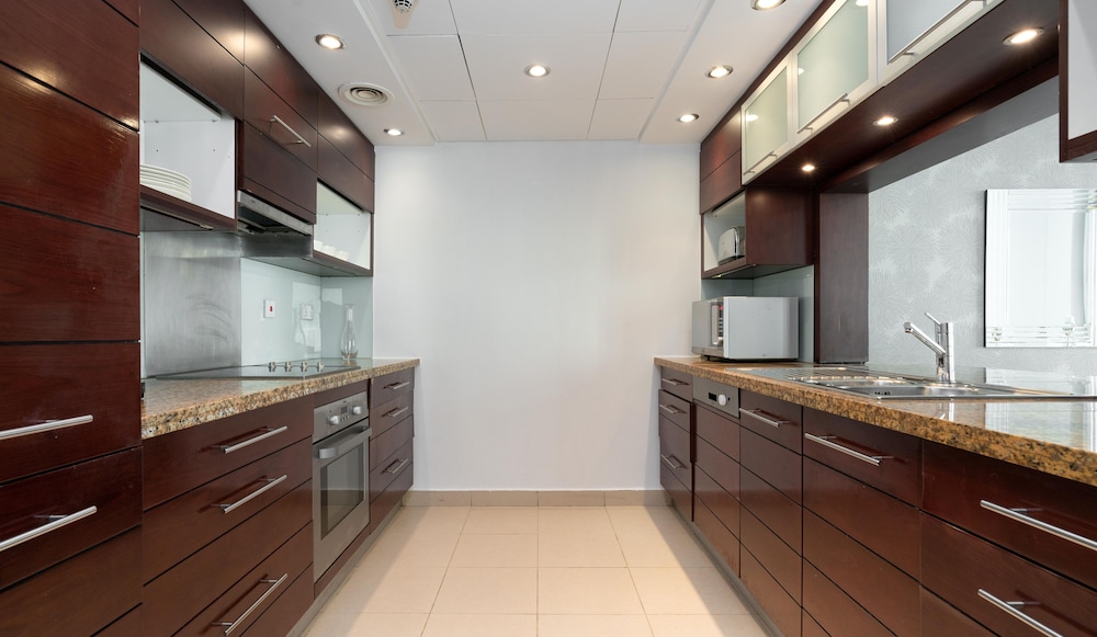 Dream Inn Dubai Apartments - Burj Views