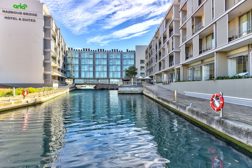 Harbour Bridge - Waterfront Precinct view 3