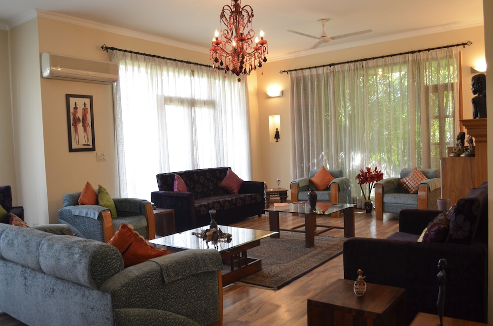 Malik's Villa Menage view 2