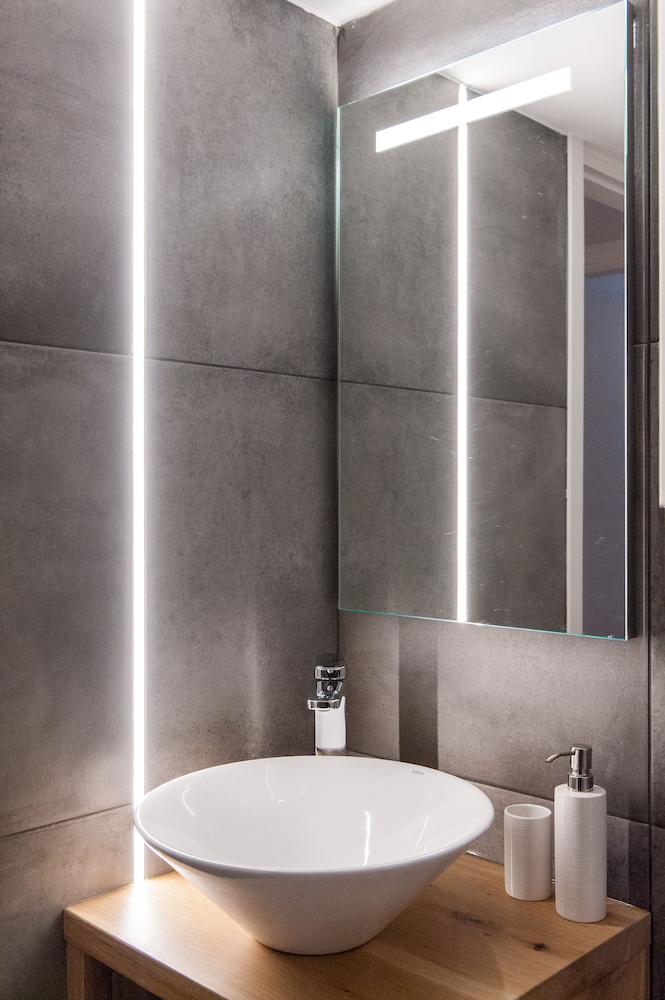 Acropolis View Deluxe Penthouse & Luxury Apartments