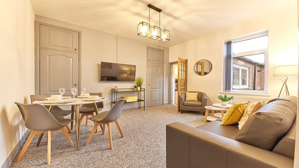 Host Stay Inness House view 5