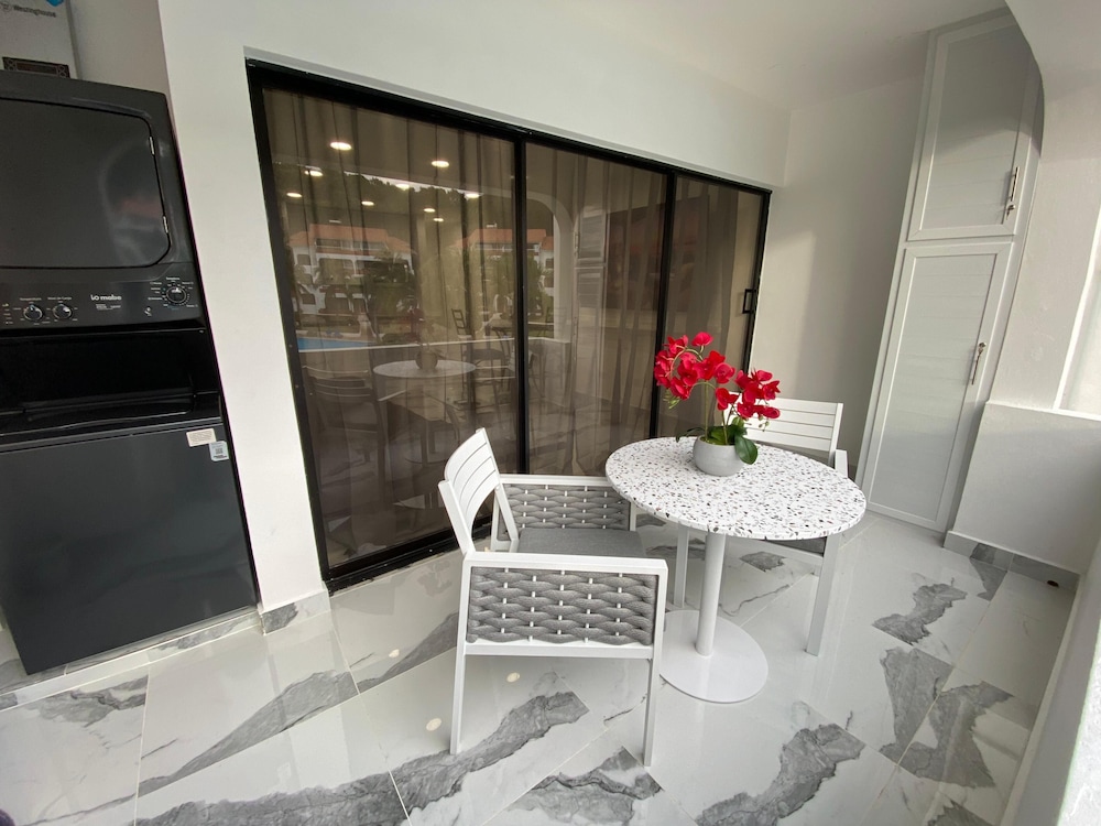 The Sapphire Suite