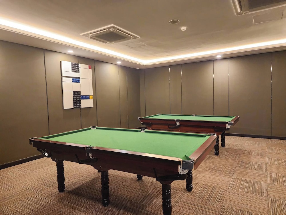 R & F Princess Cove CK Homestay
