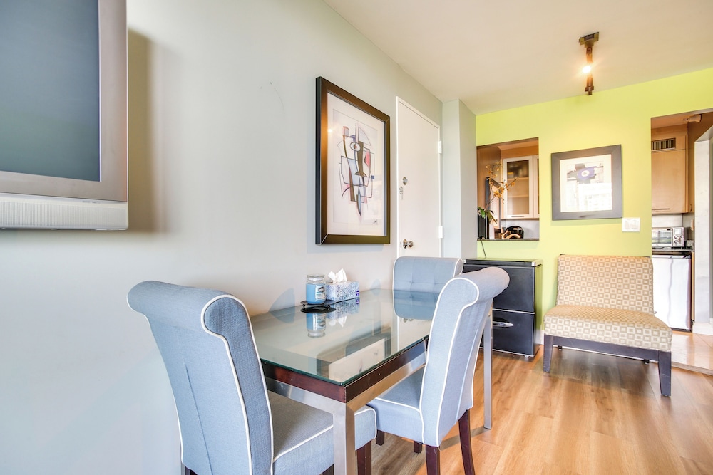 Modern Ft Lauderdale Condo ~ 7 Mi to Airport!