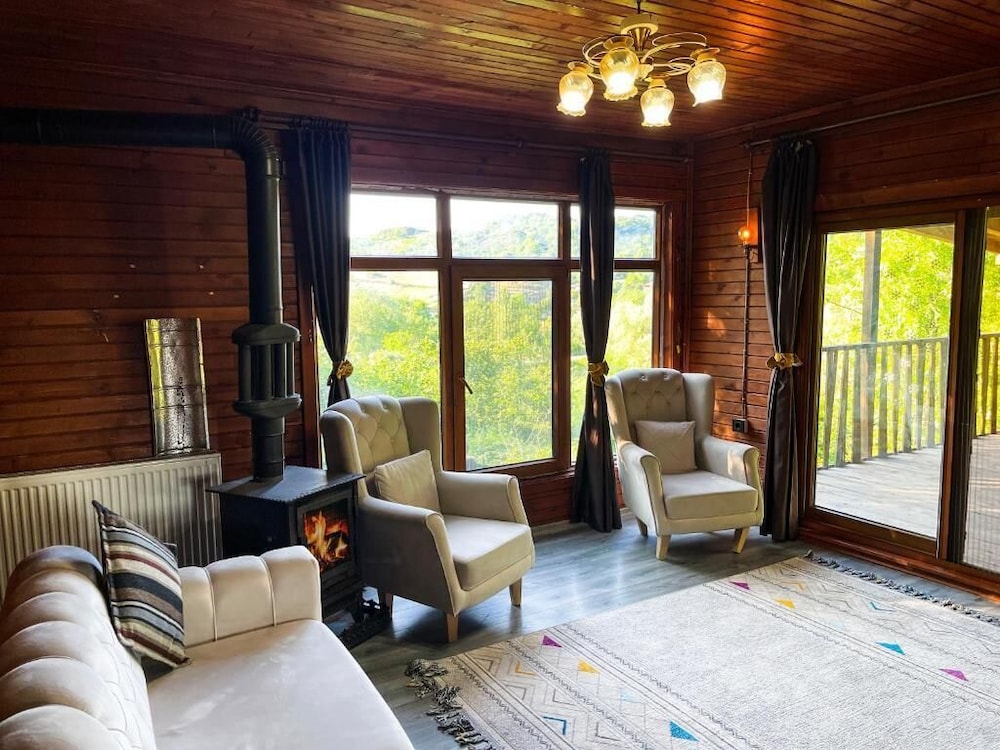 Kızıl Kum Villa