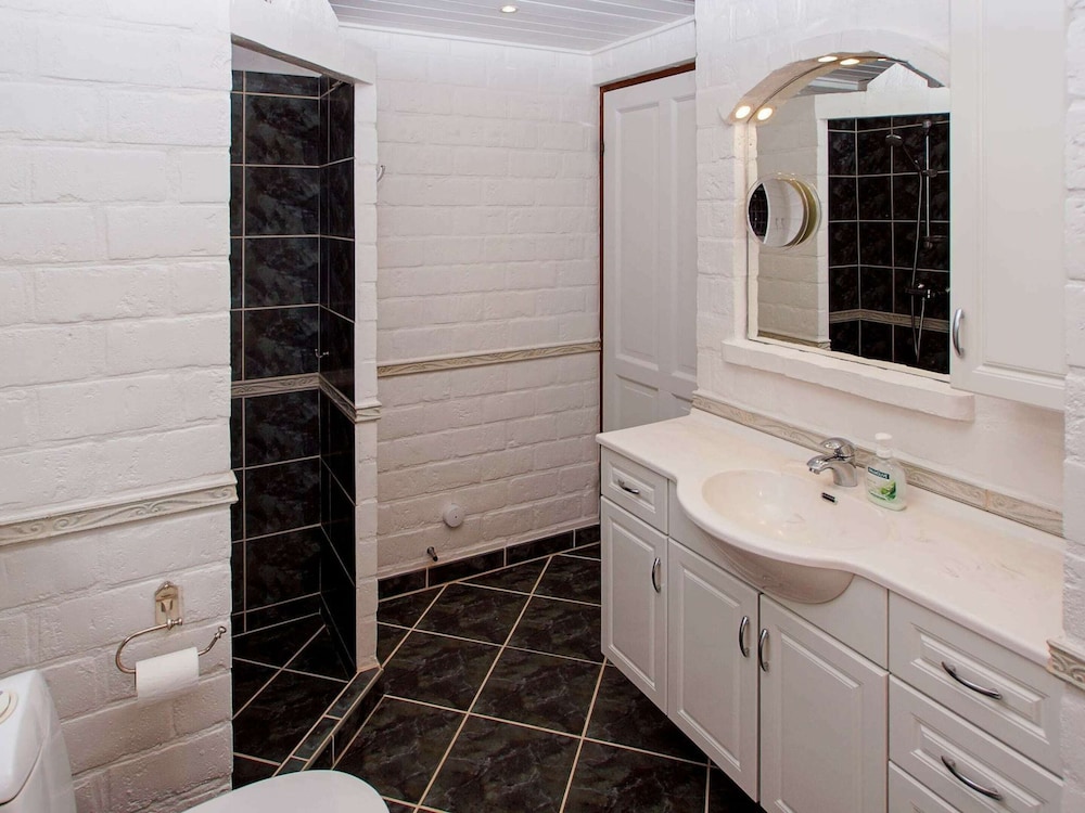 Luxury Retreat in Bork Havn - By Traum Ferienwohnungen view 3