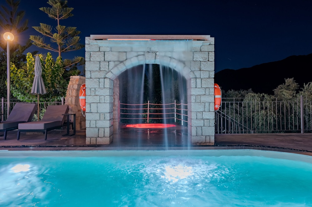 Varimpo Luxury Escape