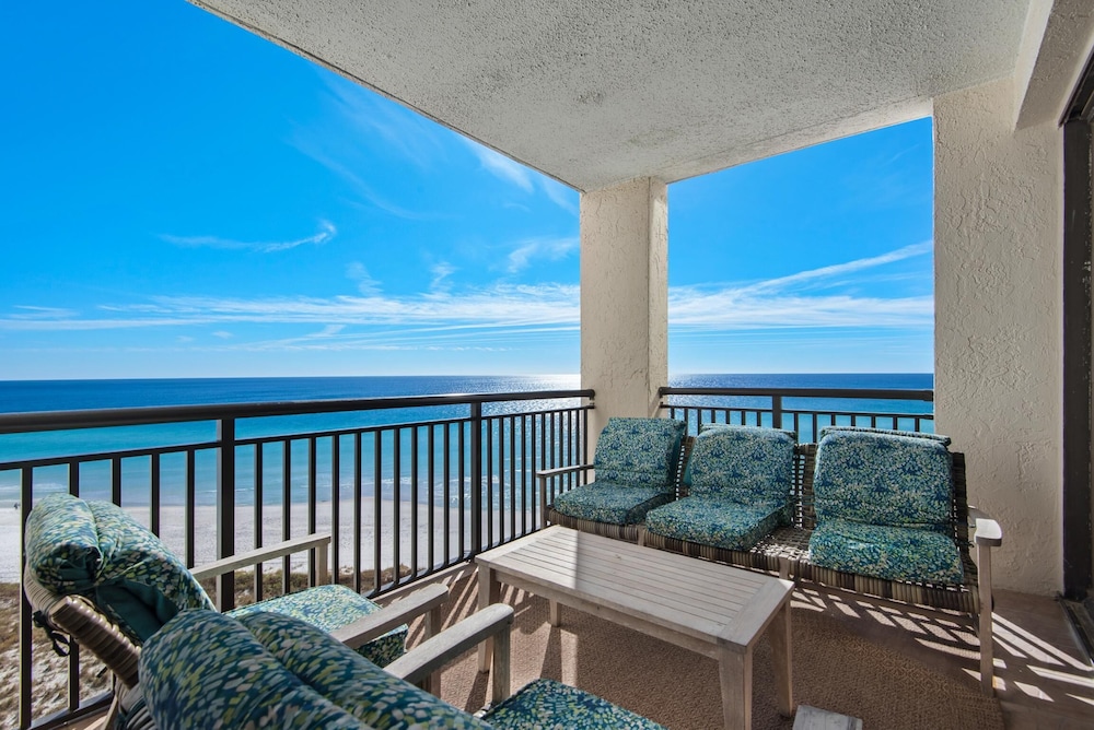 Navarre Towers 805