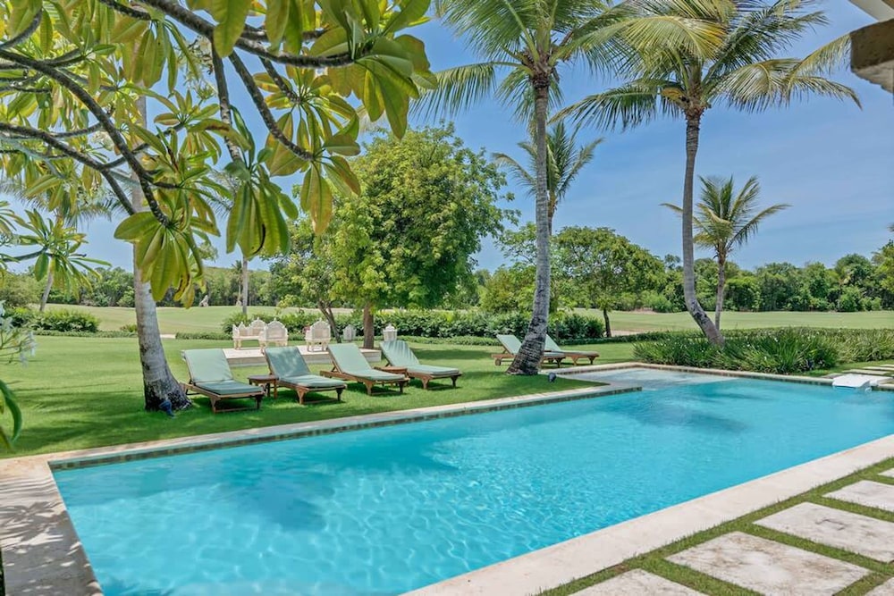 Sophisticated Villas With Private Pools and Staff