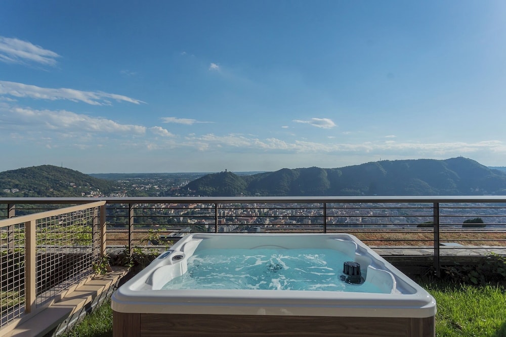 La Vista Bonita by Rent all Como