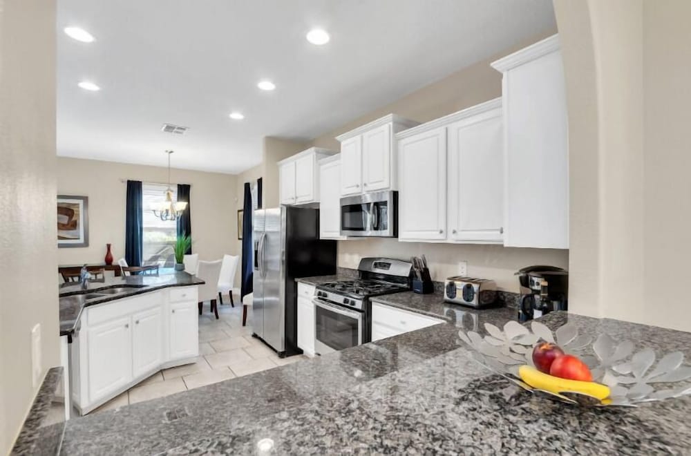Solterra 6Br Villa W/ Pool, Spa, Game & Theater