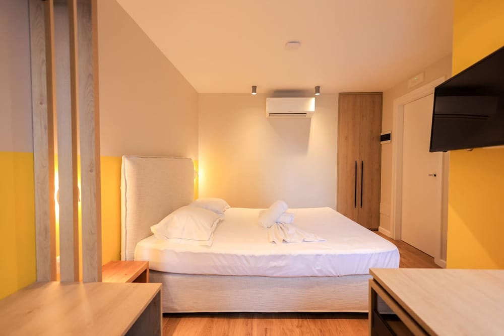 Grandstay Studios 106