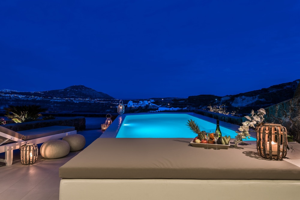 Elements of Caldera Suites