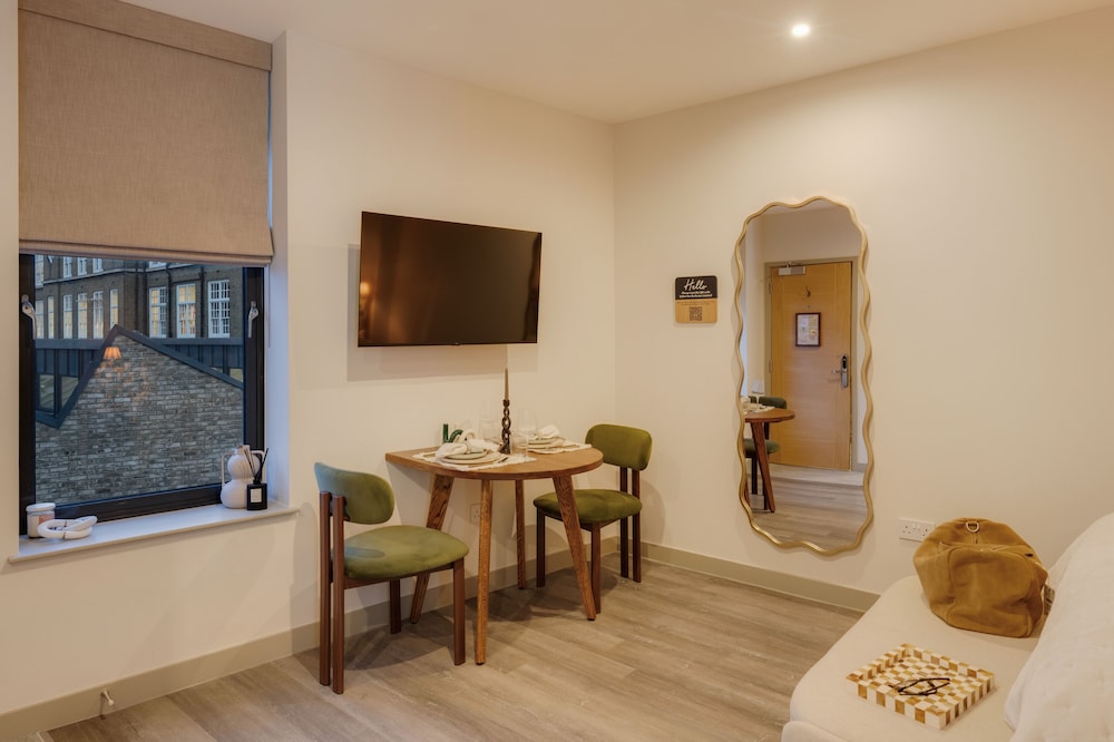 Tower Bridge Road Your Apartment