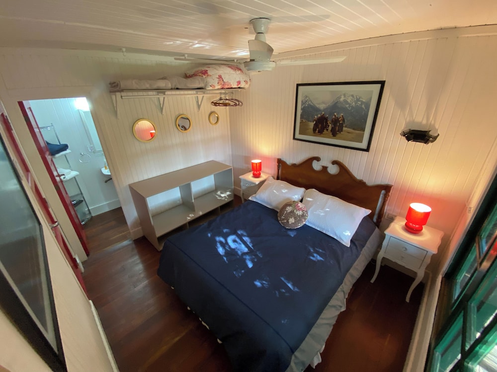 Stone Tiny Houses Malbec Zone