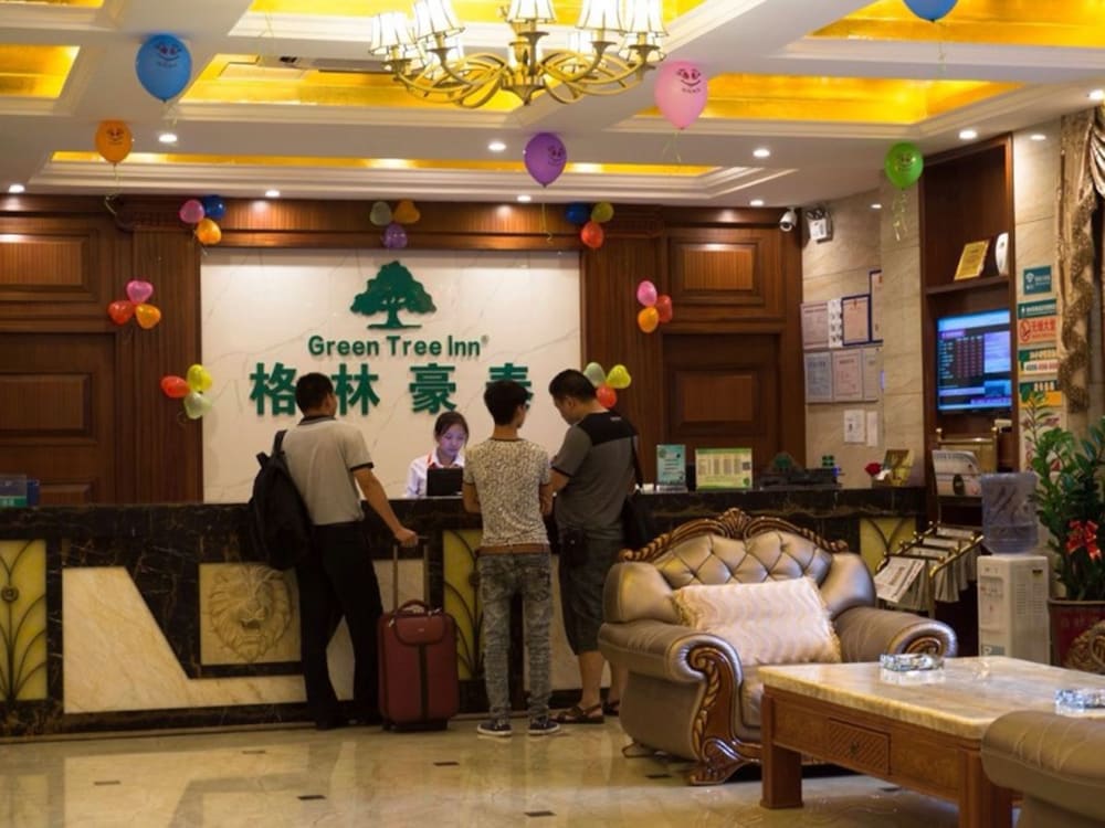 GreenTree Inn GanZhou Zhanggong District SanKang Temple RT-MART Express Hotel