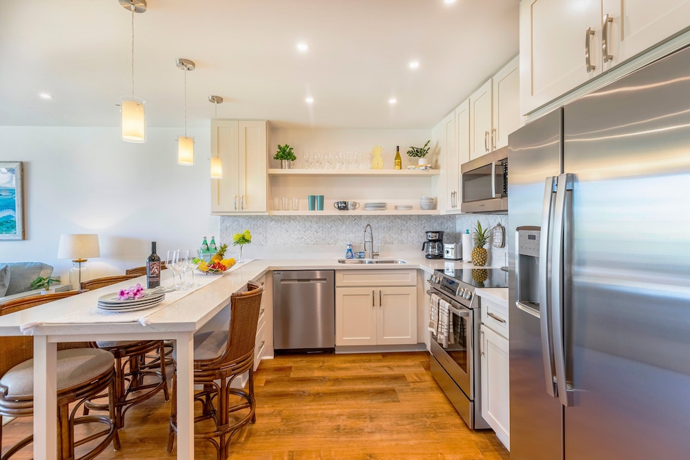 Kuau Plaza Paia Condo with Parking