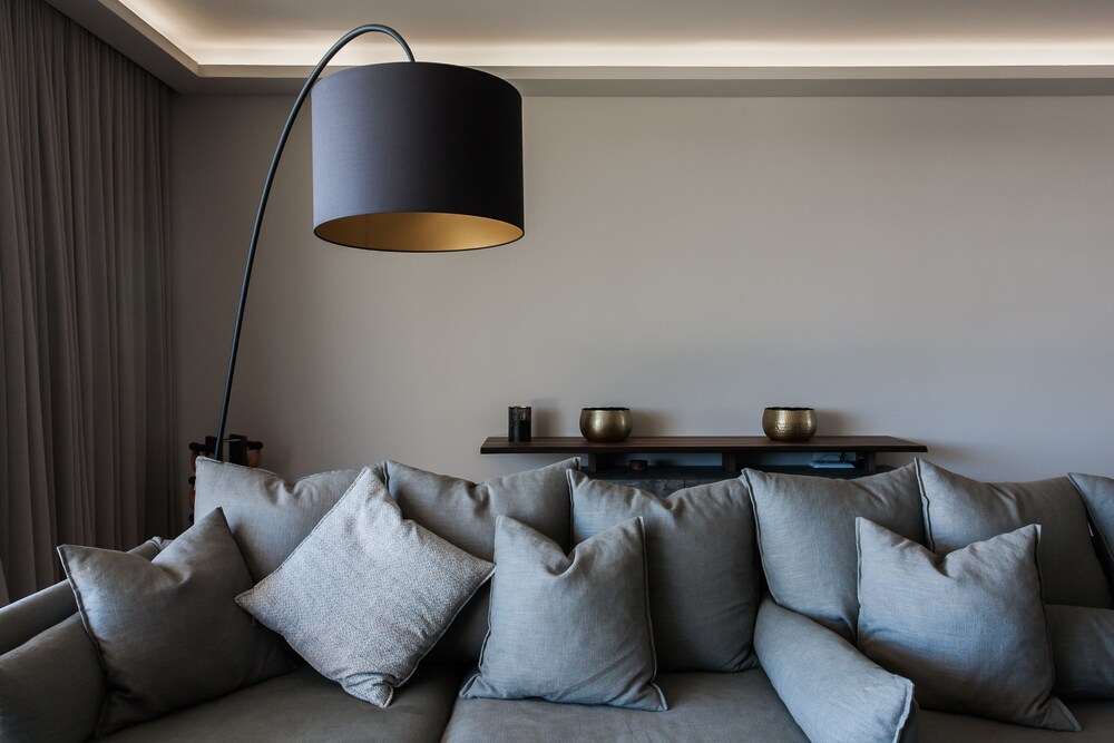 2 Level Beachfront Luxury Apt. by the Olon