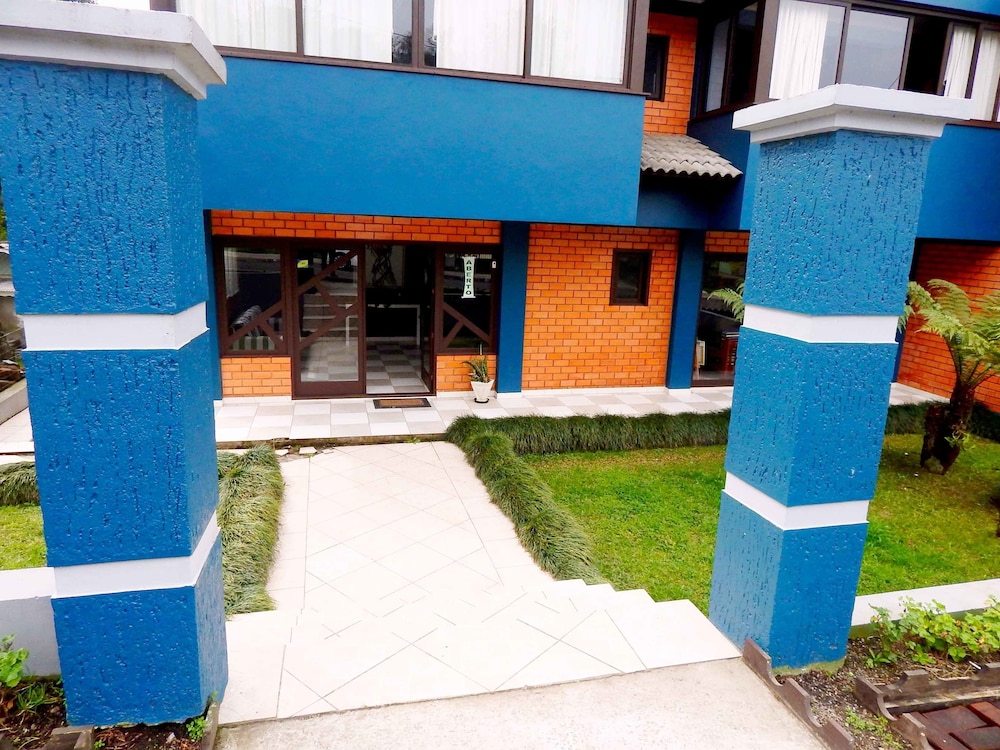 Apartamento Luxurias da Serra 01