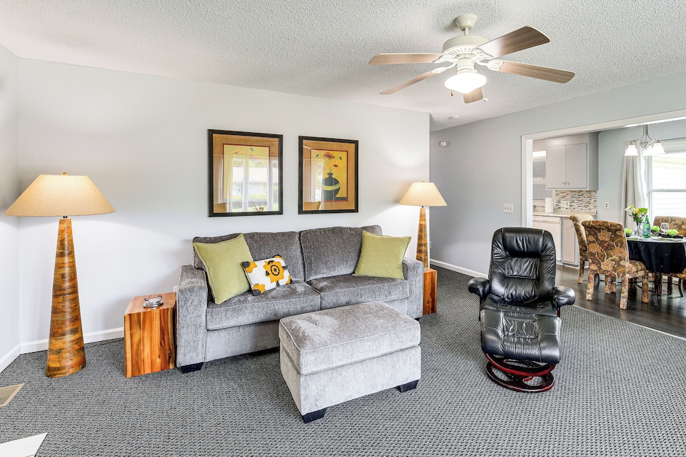 Retreat w/ Fenced Backyard in Kingsport!