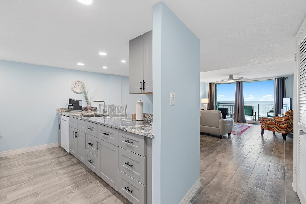 Coronado Towers 703