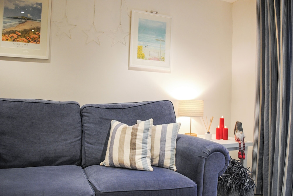 1 Camperdown Lodge