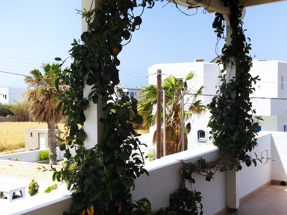 Sahara Beach Apartments