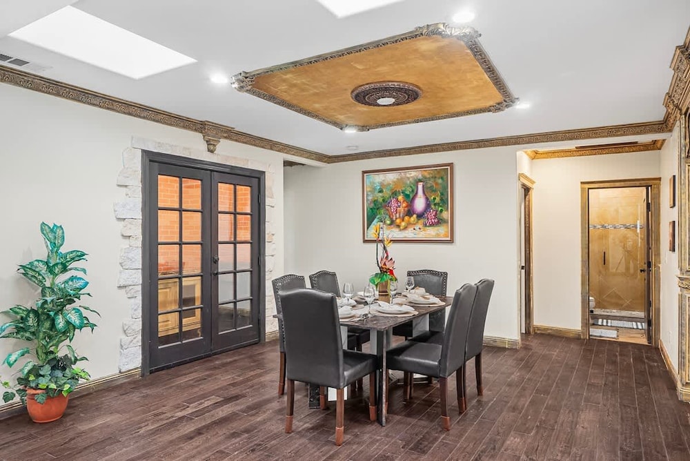 Spaciour 4Br 4bth Stunning House With Free Parking