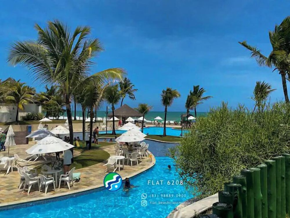 Beach Class Resort Muro Alto view 2