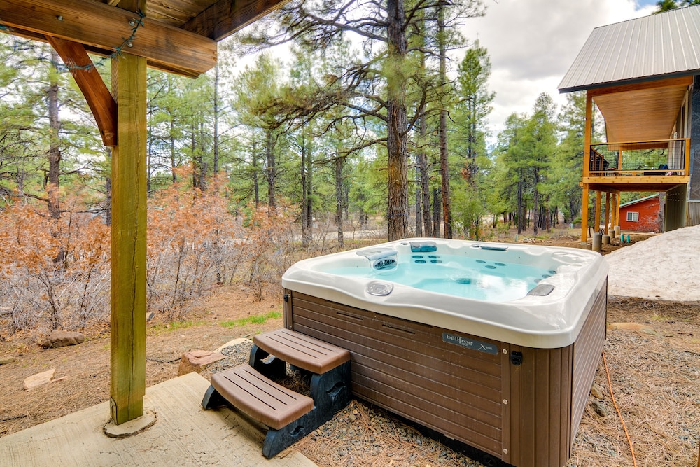 Rustic Pagosa Springs Cabin w/ Hot Tub + Game Room view 3