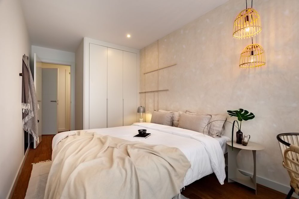 Java - 3 Bedroom and Shared Pool in Almagro