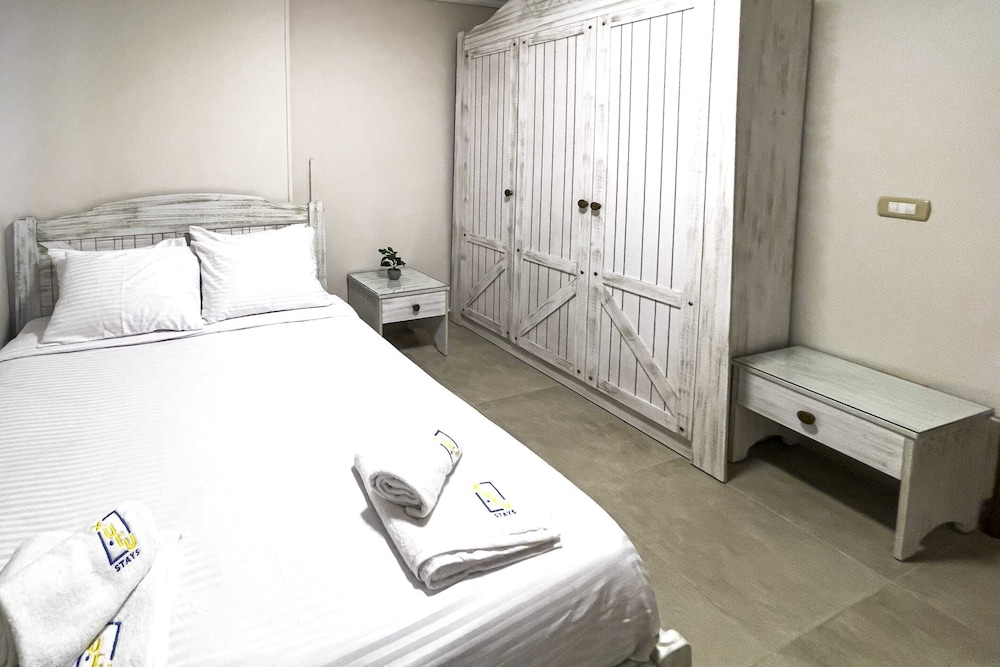 Xuru Stays I Elegant & Modern 3 BDR Apt. @ Heliopolis