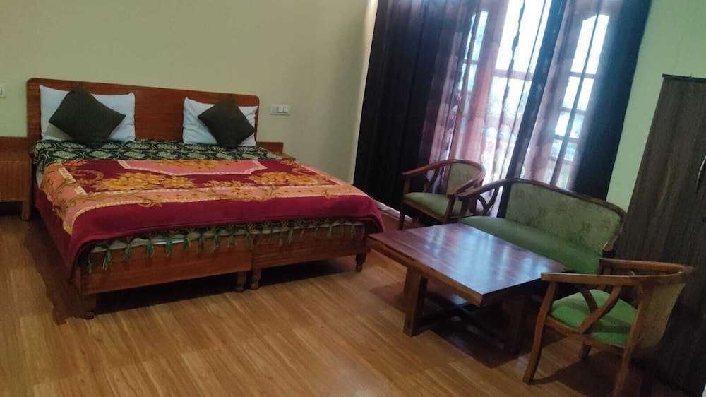 Hotel Nirmal
