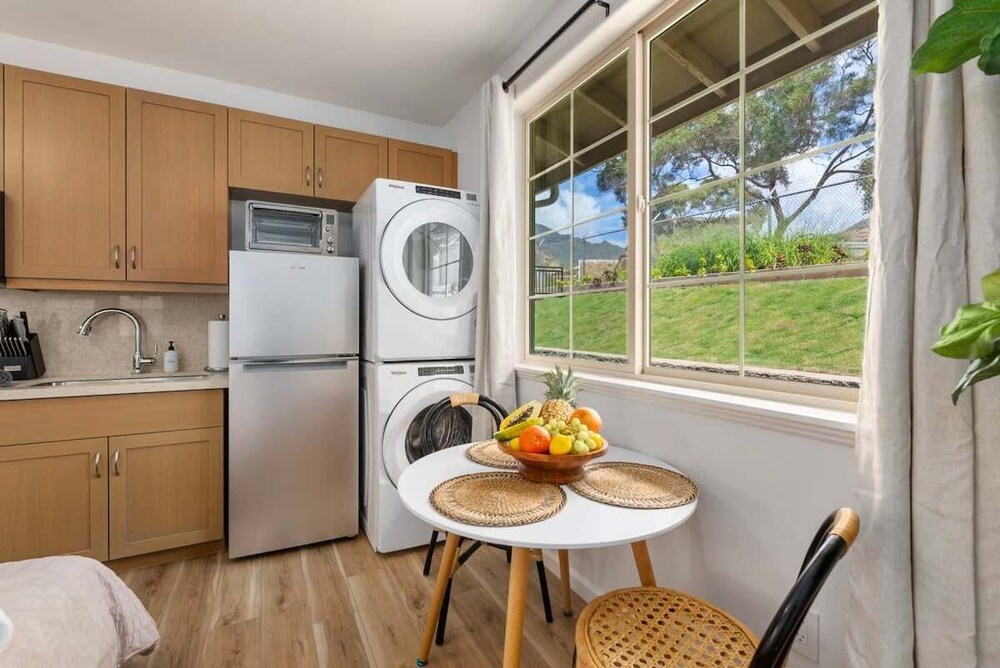 Marbella Lane Nohea Stylish Home Makaha
