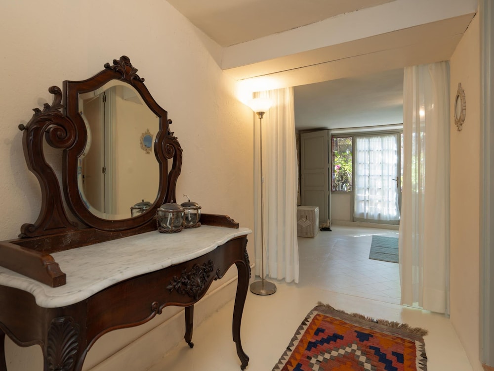 Estupenda Casa con Sabor Vintage