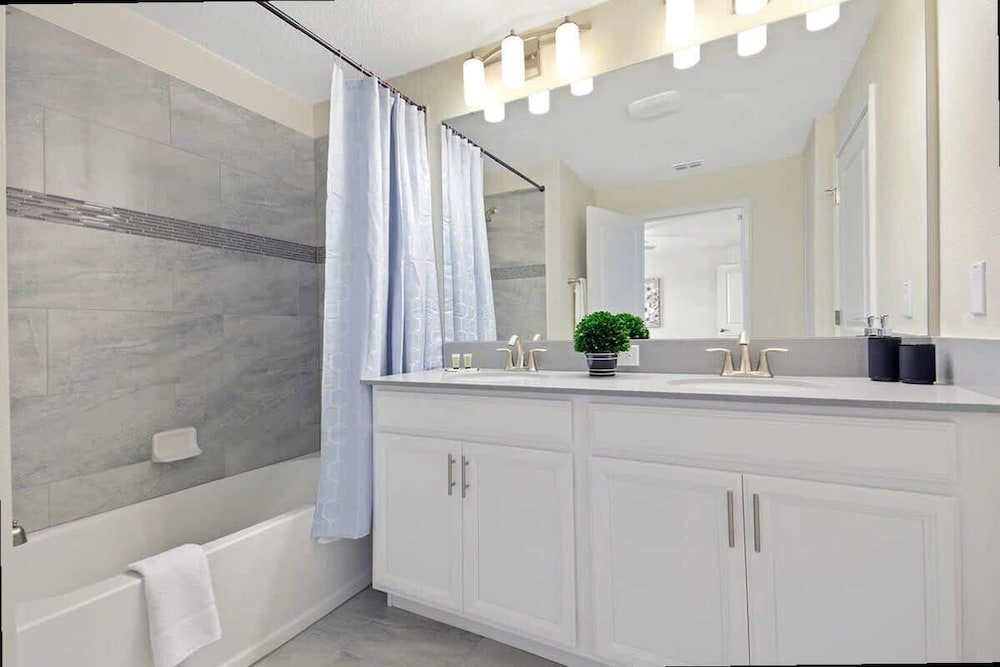 Bright 4Bd With Pool Resort Perks Near Disney