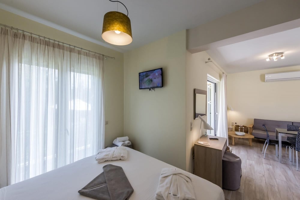 Estia Stylish Villa a Step to the Sandy Beach view 2