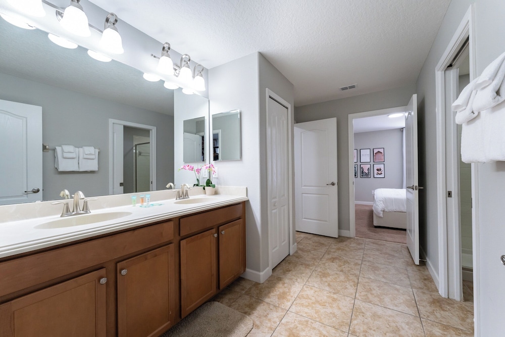 9BR Family Villa Pool Near Disney
