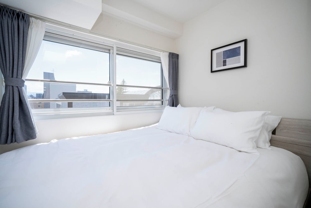 HILLSGARDEN 405