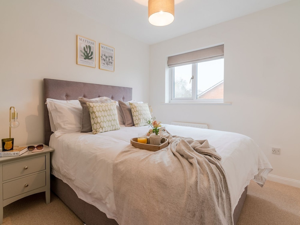 Wren Cottage - Heritage Mews