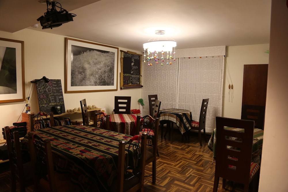 FroGuestHouse