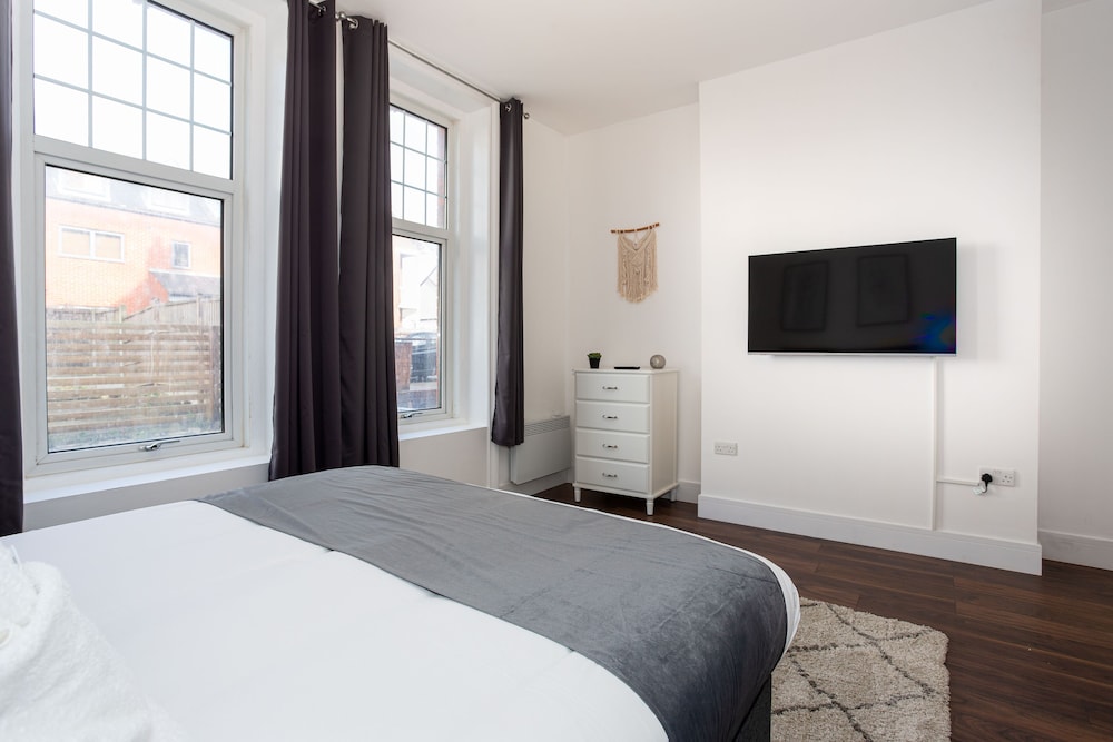 The Regency Apartments view 3