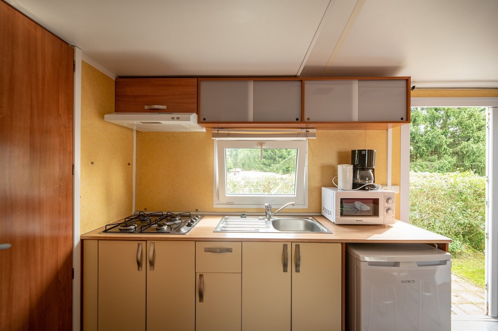 Mobile Home With Heated Pool