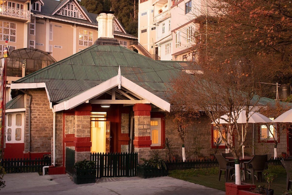 Photo 8