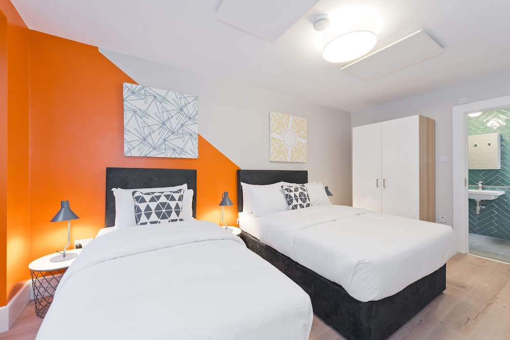 Temple Bar Crowne Square Apartments